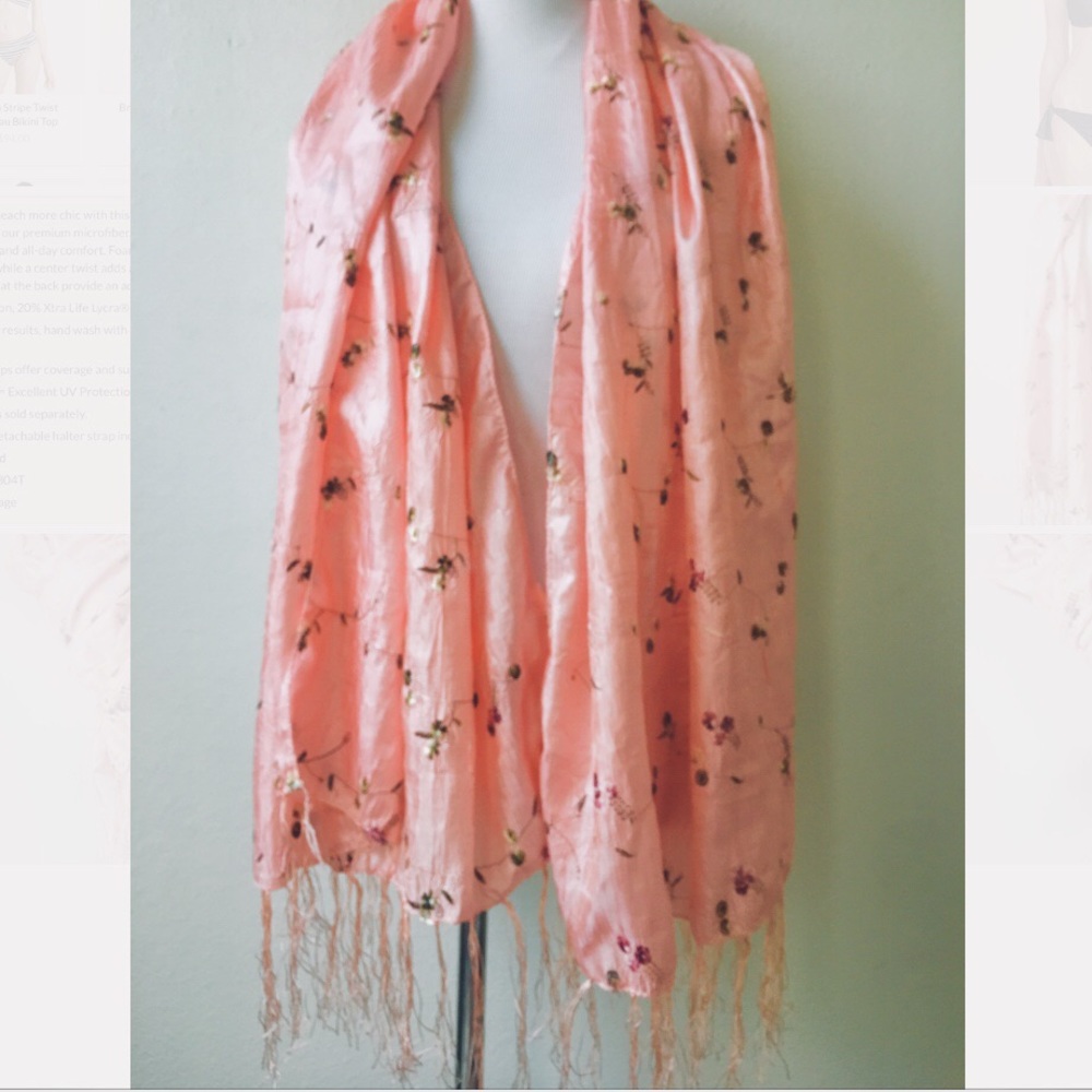 Salmon Floral Stole